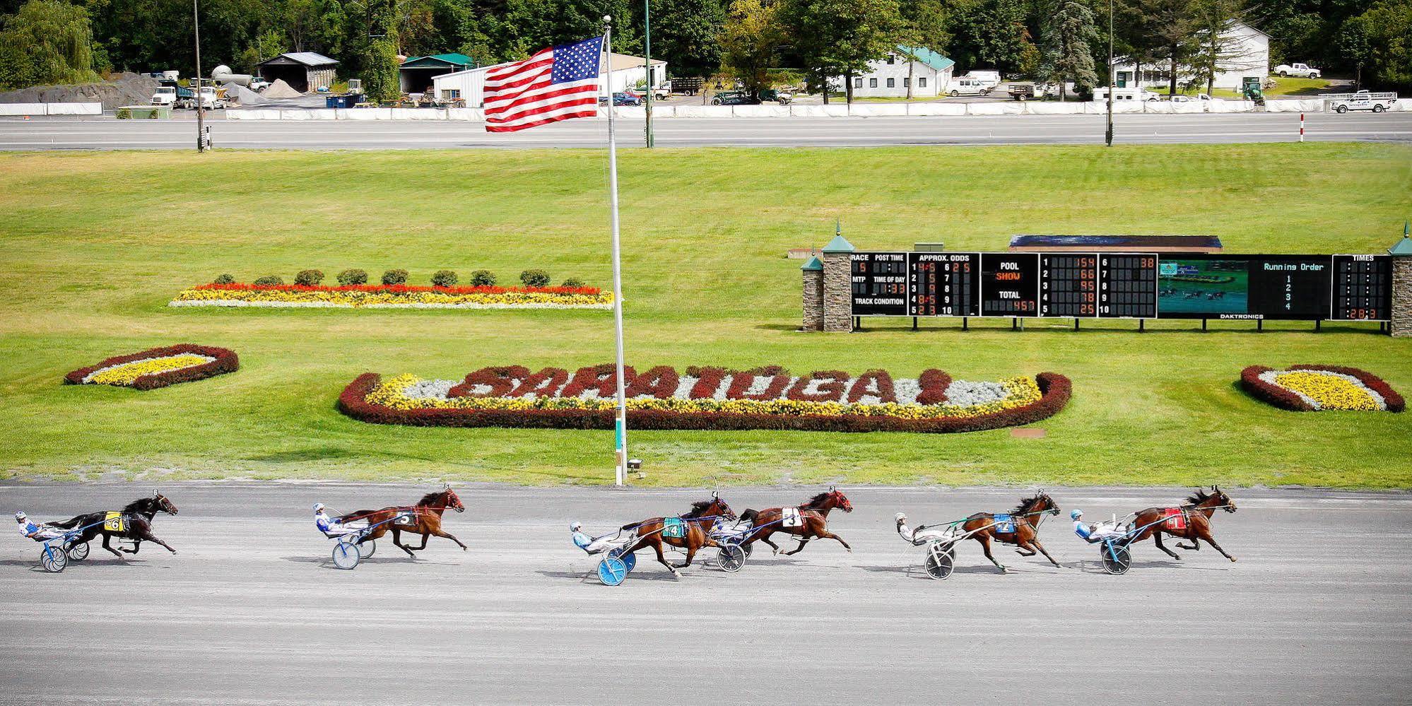 Saratoga Casino Hotel Saratoga Springs Eksteriør bilde